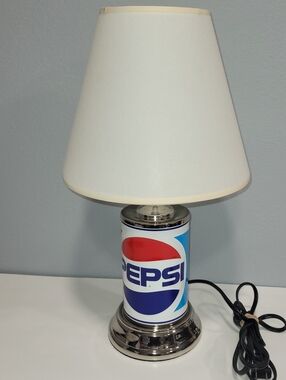 Vintage Promotional Pepsi Lamp 18" Tall w/ Original Shade